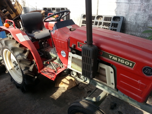 ขายรถไถ YANMAR  YM1601  2W พร้อมหาง มาจากญีปุ่นเลยนะครับ