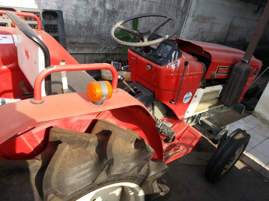 ขายรถไถ YANMAR  YM1601  2W พร้อมหาง มาจากญีปุ่นเลยนะครับ