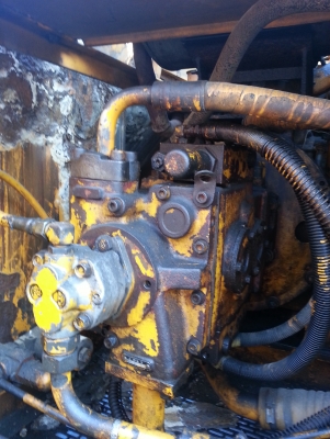 ขาย K0BELCO รุ่น Yutani ใช้งานได้ปกติ พร้อมเอกสาร ตามสภาพครับ ขาย K0BELCO รุ่น Yutani ใช้งานได้ปกติ พร้อมเอกสาร ตามสภาพครับ