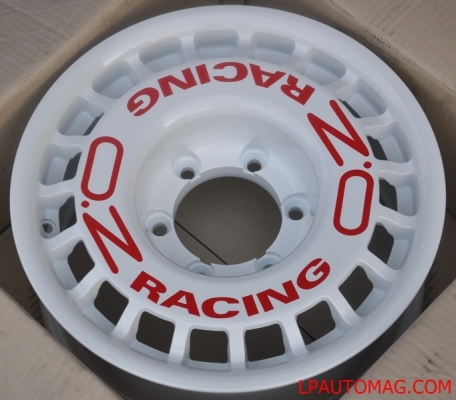 ขายล้อo.z racing 6รู แจ่มๆ