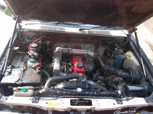 ขาย Big M 4ประตู สีขาว พวงมาลัยเพาว์เวอร์ เครื่องเสียงตู๊มตูม แอร์หนาวๆ อะไหล่ซิ่งนิดหน่อย ล้อPRODRIVE18 หน้า9ครึ่ง หลัง10ครึ่ง รถเดิมบางทั้งคัน ทะเบียนไม่ขาดต่อ เอกสารพร้อมโอน ราคา 135000 เอาแม็คออกนะคับ