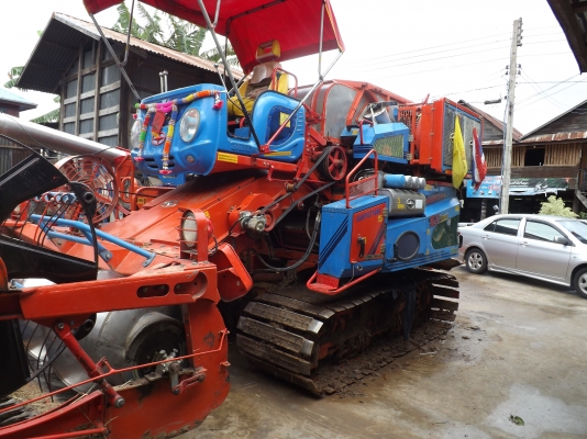 ขายรถเกี่ยวศักดิ์พัฒนา ss501 MARK.2 สภาพพร้อมใช้งาน