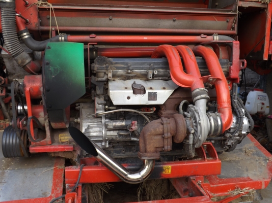 ขายรถเกี่ยวศักดิ์พัฒนา ss501 MARK.2 สภาพพร้อมใช้งาน