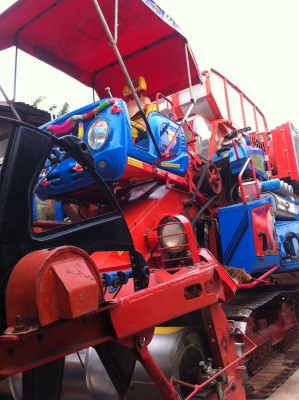 ขายรถเกี่ยวศักดิ์พัฒนา ss501 MARK.2 สภาพพร้อมใช้งาน