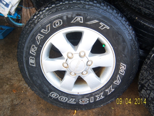 แม็กอีซูซุ พร้อมยาง 245 70 16 ปี11 1ชุด