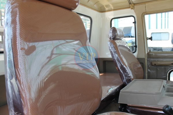 ขายหัวเก๋งรถบรรทุกเก่าจากญี่ปุ่น สภาพเกือบ 100\% ราคาไม่แพง อุปกรณ์ภายในห้องโดยสารครบพร้อมใช้งาน