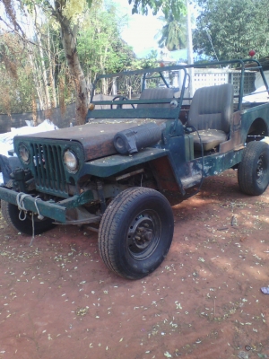 ขายรถจี๊ปขับได่้