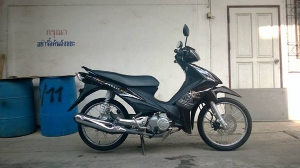 Axelo 2013 เดิมๆ สภาพนางฟ้า ไม่ล้มไม่ชน ราคาถูก ต่อรองได้จ้า