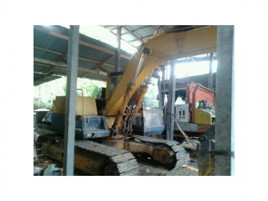 ขายKOMATSU 120-3 บูมสวย เครื่องดี ช่วงล่างดี พร้อมใช้งาน