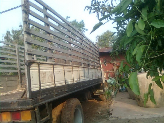 ขาย6ล้อใหญ่ ฮีโน่ KR360 168แรงม้า ยาง9.00 มีสโลว์