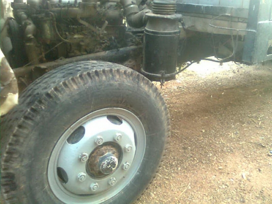 ขาย6ล้อใหญ่ ฮีโน่ KR360 168แรงม้า ยาง9.00 มีสโลว์