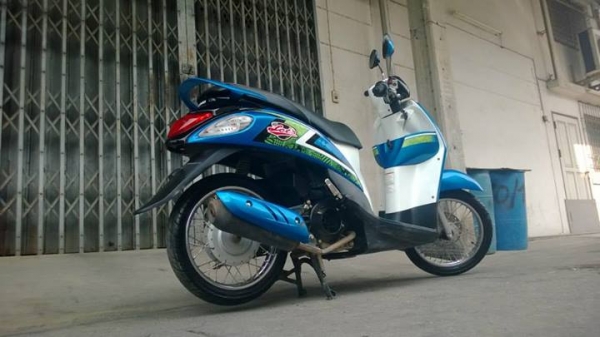 LET 2013 กุญแจแท้2 สมุดประกันครบ แบตใหม่ สภาพเอี่ยม ถูกๆต่อรองได้ LET 2013 กุญแจแท้2 สมุดประกันครบ แบตใหม่ สภาพเอี่ยม ถูกๆต่อรองได้