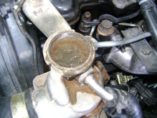 ขายเครื่องยนต์ดีเซล 5L /3000cc ใช้กับรถตู้โตโยต้าหัวจรวดโทร0819489029