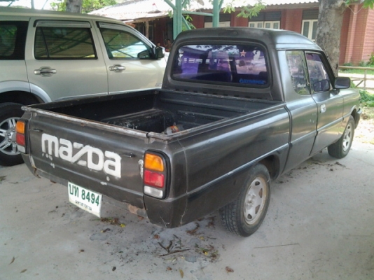 ขายมาสด้าแฟมิเรีย แค็ปใหญ่หลังคาสูง