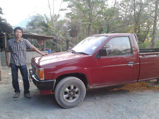 ขาย nissan big m เครื่องฝาแดง  ทะเบียนพร้อมโอน