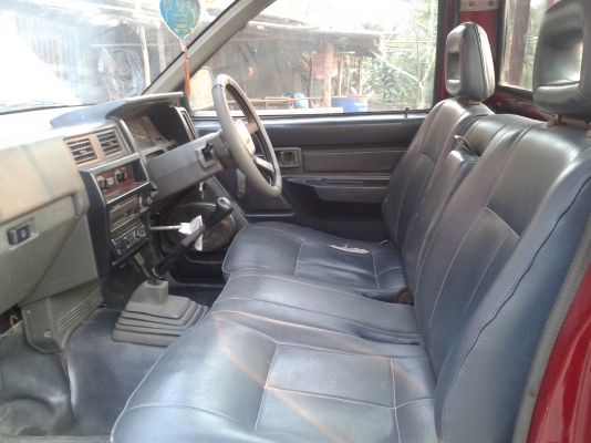 ขาย nissan big m เครื่องฝาแดง  ทะเบียนพร้อมโอน