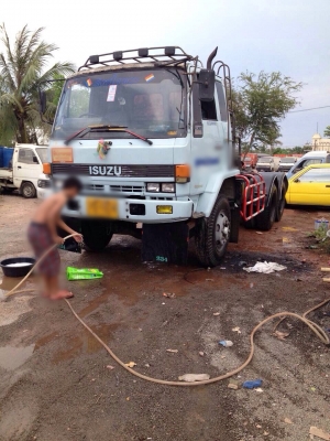 ขายสิบล้อหัวลาก Isuzu fxz13nfy เครื่อง 210 แรง พร้อมหาง 2 เพลา 12 เมตร ทะเบียนพร้อม