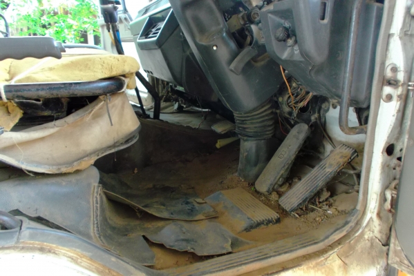 ขายด่วนรถสิบล้อหลงFN527TFชีL3753เครือง220แรงม้าปี39