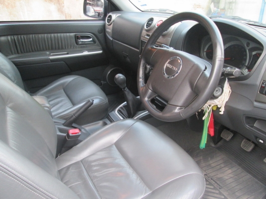 ขาย Isuzu D-max 2.5 Hi-Lander 4ประตู ปี09.