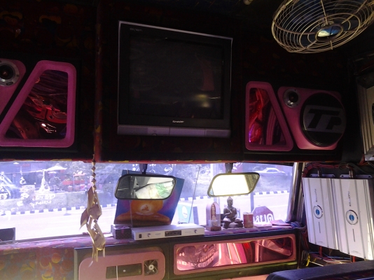 ขายบัสงามๆ 2 คัน (เจ้าของขายเอง)