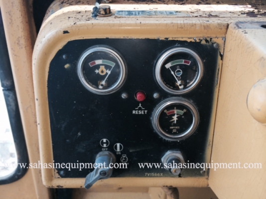 รถแทรคเตอร์ CAT รุ่น D4E นำเข้า บจก.สหสินอีควิปเม้นท์ โทร.081-5851880, 02-5168100-1 รถแทรคเตอร์ CAT รุ่น D4E นำเข้า บจก.สหสินอีควิปเม้นท์ โทร.081-5851880, 02-5168100-1