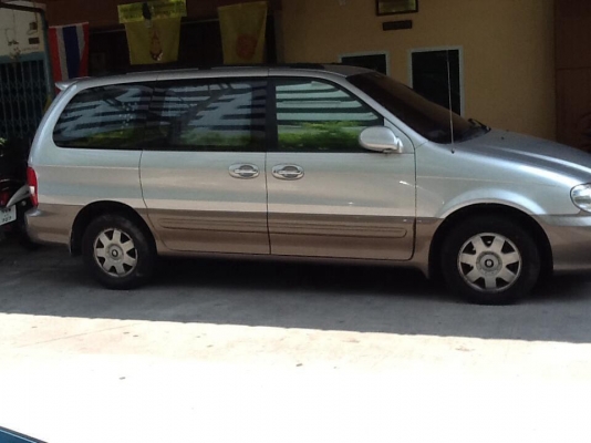 ขาย KIA CARNIVAL รถครอบครัว 220,000 โทร081-6678153 LINE kookai129