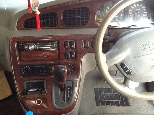 ขาย KIA CARNIVAL รถครอบครัว 220,000 โทร081-6678153 LINE kookai129