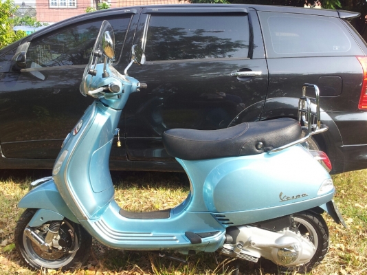 ขาย vespa LX150