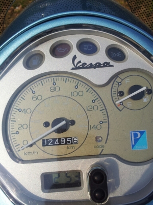 ขาย vespa LX150
