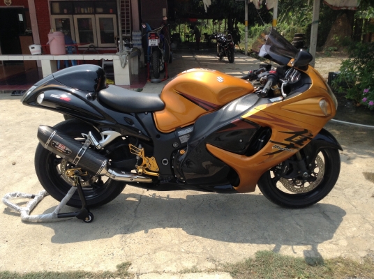 ธารนนทบุรี//ขาย hayabuza1300 ปี2009 สภาพนางฟ้า ของแต่งพอมี ระบบไฟสมบูรณ์ ระบบเครื่องสมบูรณ์  ราคา380,000 บาท อินวอยท์+ส.พ.ม แท้