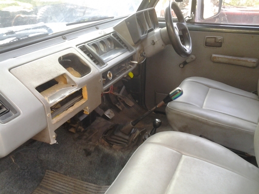 ฝากขาย อีซูซุมินิทูเปอร์ 3 ประตู 4x4 เครื่อง4JB1 เกียร์ธรรมดาแอร์เย็นเจี๊ยบเครื่องแรงพร้อมใช้ รถประกอบนอก ขาย 75000 บาทครับ ฝากขาย อีซูซุมินิทูเปอร์ 3 ประตู 4x4 เครื่อง4JB1 เกียร์ธรรมดาแอร์เย็นเจี๊ยบเครื่องแรงพร้อมใช้ รถประกอบนอก ขาย 75000 บาทครับ