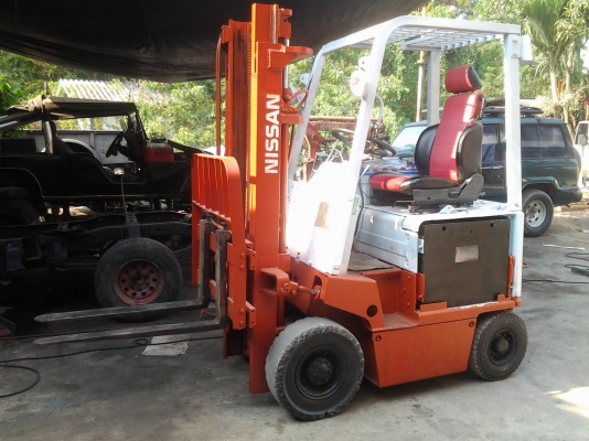 ขายรถโฟล์คลิฟท์นิสสันไฟฟ้า 48โวล 1.5ตัน แปลงแบตใหม่แล้วใช้งานดีมาก ใช้แบตในบ้านเรา ท้ามาทดสอบได้ครับขายพร้อมตู้ชาร์จ 70000 บาท