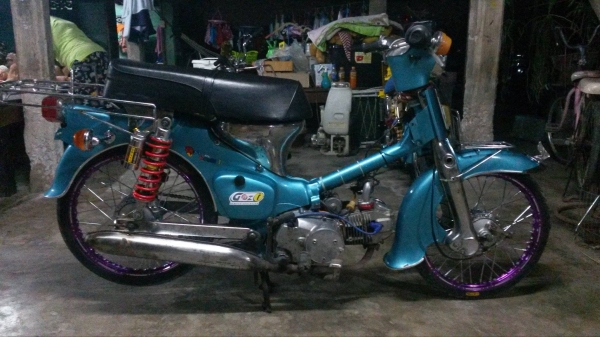 ขาย HONDA C 70 ถังแยก สวยสวย เครื่อง HONDA WAVE 125  สตาทร์มือ รถพร้อมใช้