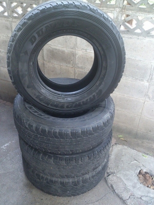 ขายยางขอบ 15 ยี่ห้อ Dunlop Grandtrek ดอกยาง 80\%