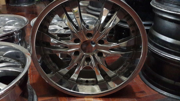 EMR ขอบ 20 6รู กว้าง 9 ครบชุด 4วง