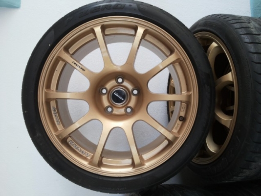 แม็กขอบ 18