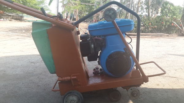 เครื่องตัดคอนกรีต  MIKASA MCD-L14