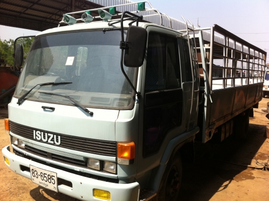 ISUZU FRR เครื่อง 6BG1-175 แรงม้า เบรกทิฟฟี่ ช่วงล่างใหญ่ อุปกรณ์พร้อมใช้ ทะเบียนพร้อมโอน ราคาต่อรอง