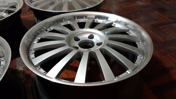 ขอบ 18 5รู114 กว้าง 9.5 ครบชุด 4วง