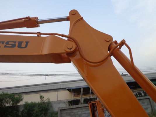 ขายรถแมคโค KOMATSU PC60-5 ติดต่อคุณจิ๊ด โทร. 089-7949488