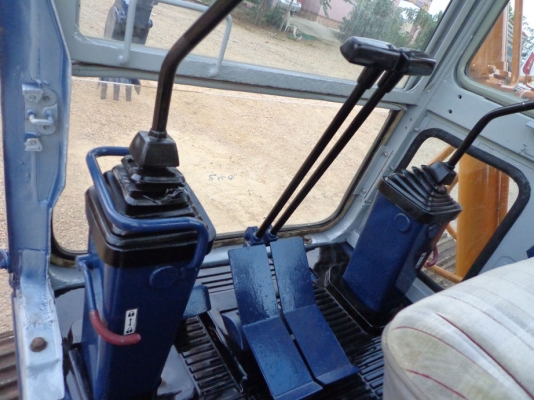 ขายรถแมคโค KOMATSU PC60-5 ติดต่อคุณจิ๊ด โทร. 089-7949488