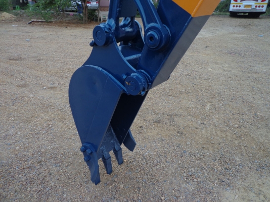 ขายรถแมคโค KOMATSU PC60-5 ติดต่อคุณจิ๊ด โทร. 089-7949488