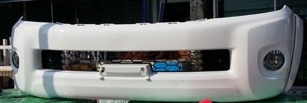 ขายกันชนหน้าวีโก้ของถอด สีขาวเดิมโรงงาน พร้อมคิ้ว