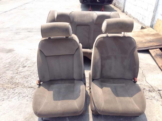 แยก อะไหล่ บอดี้ A31 ทั้งคับ คับ  แยกตัดทุกอย่างคับ  ชันลูฟ กระจกปัดหลัง  กระจก ชารอบคัน คับ