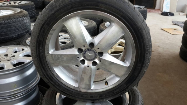 แม็กเบ๊นซ์ ขอบ 17  5รู112  พร้อมยาง 245 45 17 ปี11