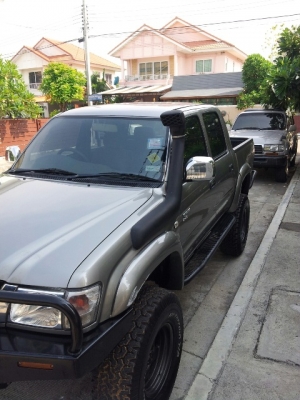 ขายToyota 4dr. 3.0 4wd AT y.2004
