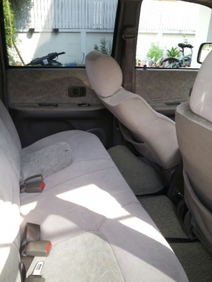 ขายToyota 4dr. 3.0 4wd AT y.2004