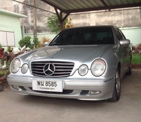 ขาย benz ตากลม e240 avantgeard