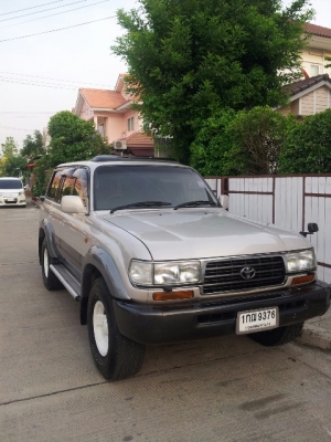 ขายToyota Landcruiser VX80 4.5 4wd AT y.1997