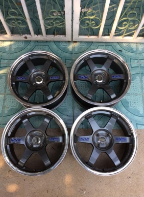 ขายล้อ TE37 ขอบ17  4/100  กว้าง7.5 ไหม่มากๆ สวยๆครับ ถูกๆ